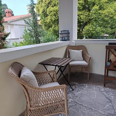 Vintage Magnolia Guest house