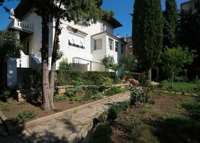 Vintage Magnolia Πανσιόν