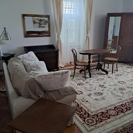 Vintage Magnolia 3* بولا
