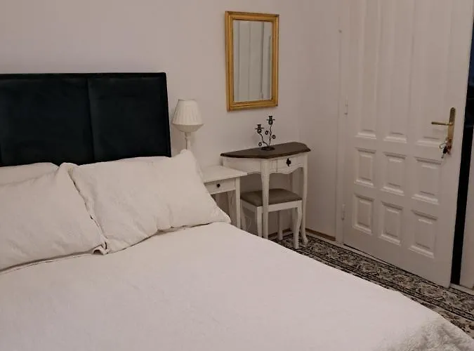 Guest house Vintage Magnolia Pula